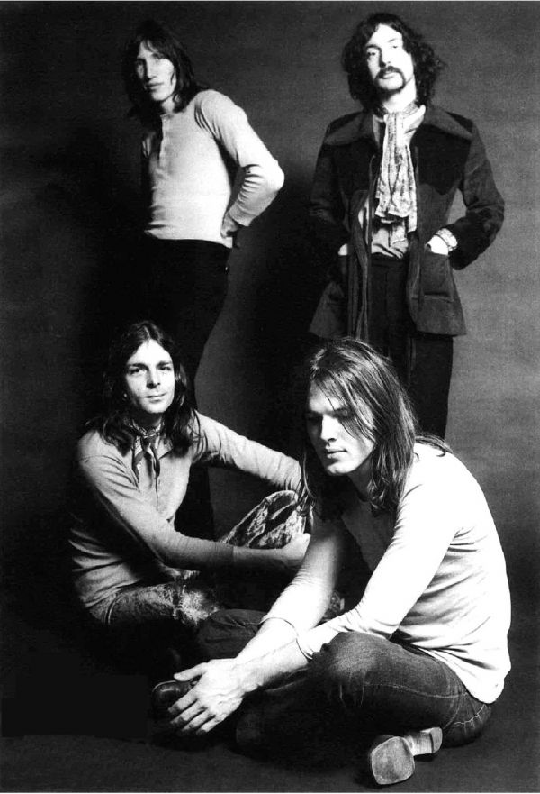 Cara Mengenal Band Rock Pink Floyd Untuk Pemula