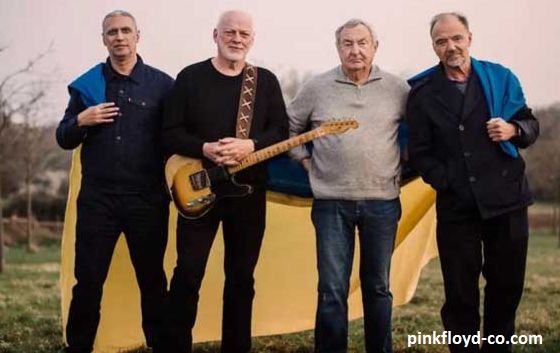 Pink Floyd dibentuk kembali untuk mendukung Ukraina